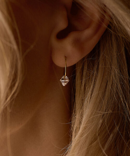 Blomdahl kõrvarõngad Golden Titanium Bicone Crystal, valge bikoon, 6mm kristall, kullatud titaan, rõngas 14mm - Image 2